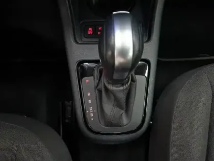 Photo 33 Volkswagen Up e- Electrique