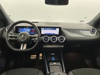 Photo 29 Mercedes GLA  250 e 8G-DCT