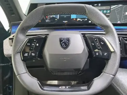 Photo 8 Peugeot 3008  Hybrid 136 e-DCS6