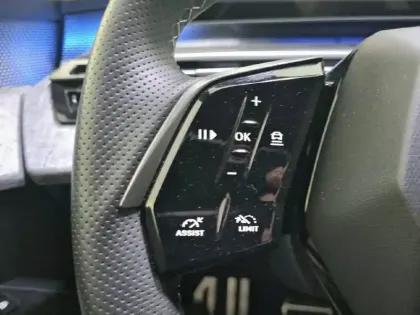 Photo 26 Peugeot 3008  Hybrid 136 e-DCS6