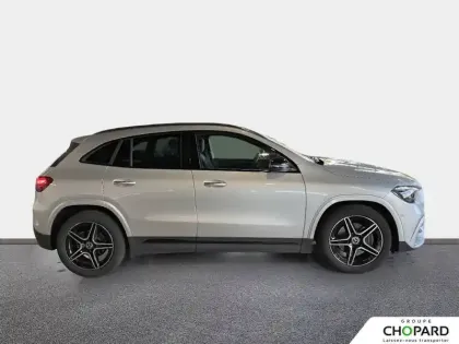 Photo 8 Mercedes GLA  200 d 8G-DCT