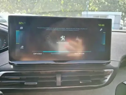 Photo 17 Peugeot 3008  Hybrid 225 e-EAT8