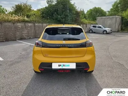 Photo 33 Peugeot 208  PureTech 100 S&S EAT8