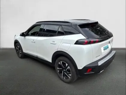 Photo 6 Peugeot 2008  PureTech 130 S&S EAT8