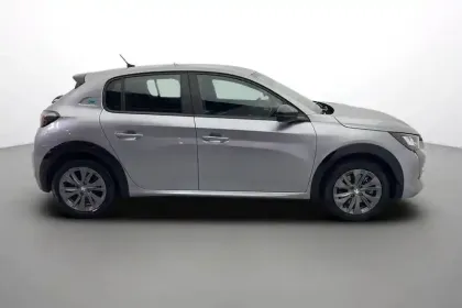 Photo 6 Peugeot 208  Electrique 50 kWh 136ch