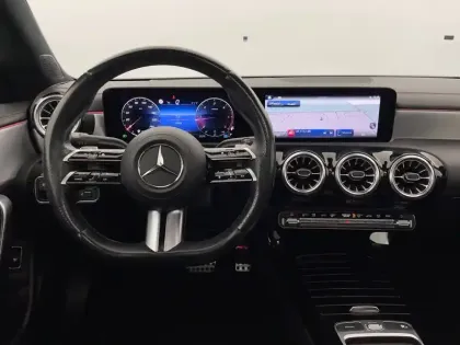 Photo 55 Mercedes CLA  Coupé 200 d 8G-DCT