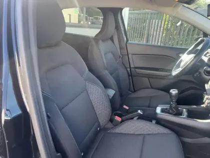 Photo 9 Renault Captur  TCe 90