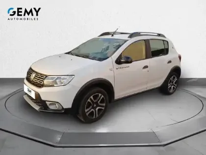 Photo Dacia Sandero 15 Ans