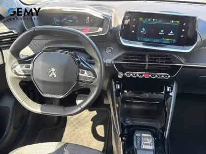 Photo 7 Peugeot 208  Electrique 50 kWh 136ch