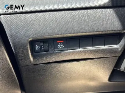 Photo 18 Peugeot 208  Electrique 50 kWh 136ch
