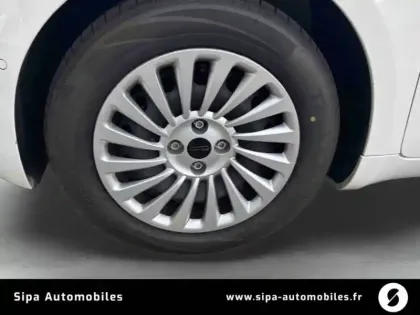 Photo 8 Fiat 500  e 95 ch