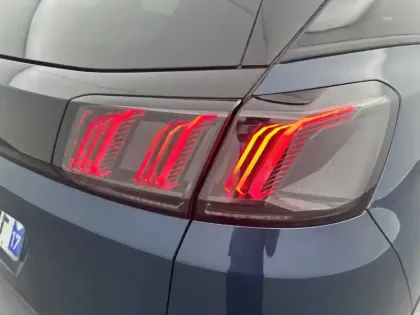 Photo 16 Peugeot 3008  BlueHDi 130ch S&S EAT8