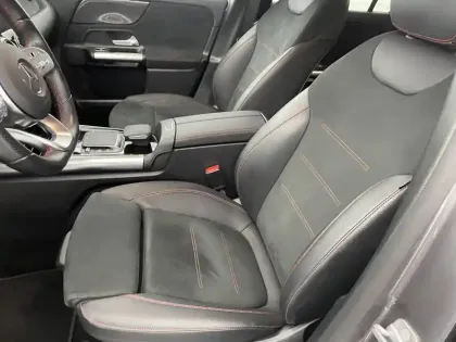 Photo 14 Mercedes GLA  250 e 8G-DCT