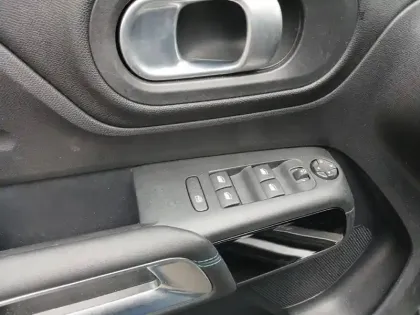 Photo 18 Citroën C5 aircross  Hybride Rechargeable 225 e-EAT8