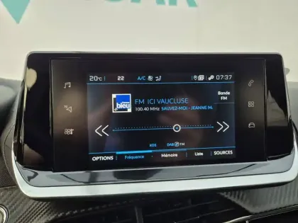 Photo 31 Peugeot 208  PureTech 100 S&S BVM6