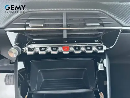 Photo 16 Peugeot 2008  Electrique 54 kWh 156 ch