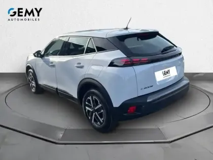 Photo 6 Peugeot 2008  Electrique 54 kWh 156 ch