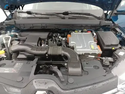 Photo 14 Renault Arkana  E-Tech hybride 145 - 22
