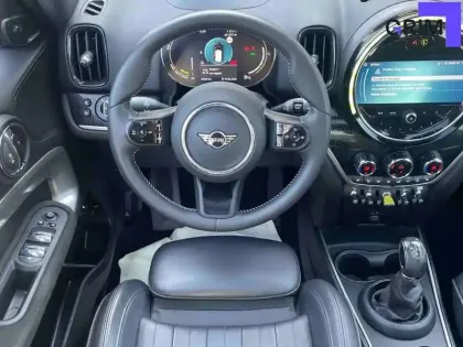 Photo 5 Mini Mini Countryman 125 - 95 ch ALL4 BVA6