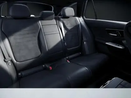 Photo 8 Mercedes Classe C  300 e Hybrid EQ Break