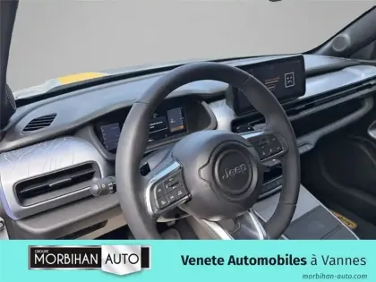 Photo 7 Jeep Avenger 1.2 TURBO T3 145 CH E-HYBRID BVR6 4XE