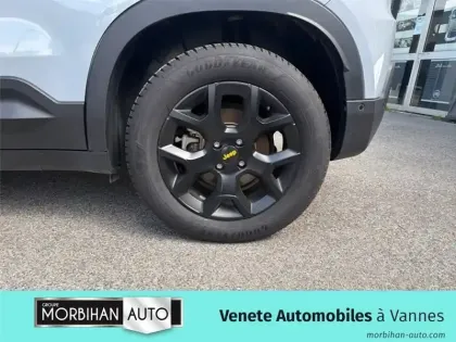 Photo 10 Jeep Avenger 1.2 TURBO T3 145 CH E-HYBRID BVR6 4XE