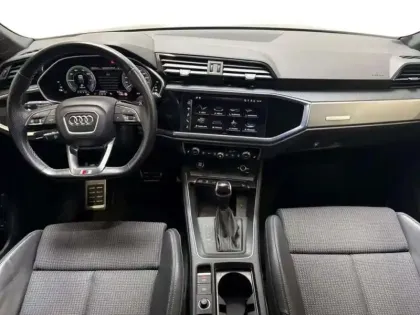 Photo 7 Audi Q3 45 TFSIe 245 ch S tronic 6 S line