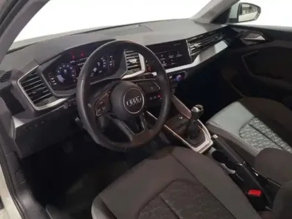 Photo 8 Audi A1 25 TFSI 95 ch BVM5 Advanced