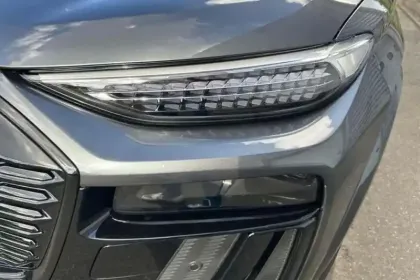 Photo 8 Audi E-tron Sportback PERFORMANCE 225 KW (306 CH)