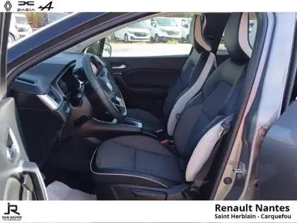 Photo 10 Renault Captur  1.3 TCe 140ch Intens EDC