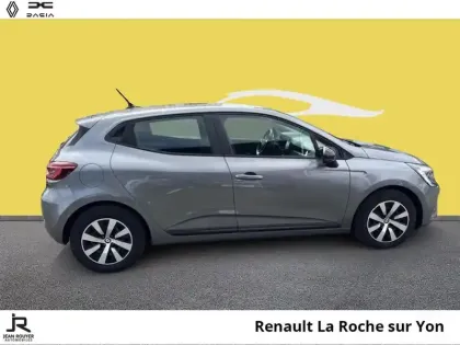 Photo 12 Renault Clio  1.6 E-Tech hybride 145ch Equilibre