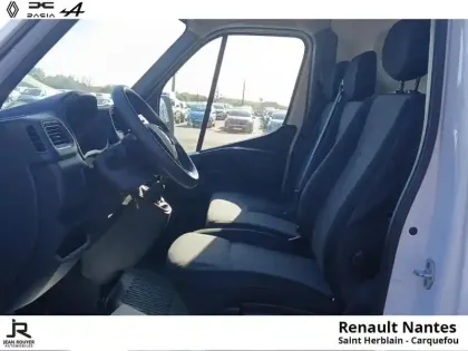 Photo 10 Renault Master  Fg F3500 L3H3 2.3 Blue dCi 135ch Confort
