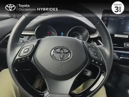 Photo 12 Toyota C-HR  1.8 Hybride 122ch Dynamic Ultimate E-CVT