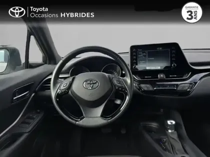 Photo 8 Toyota C-HR  1.8 Hybride 122ch Dynamic Ultimate E-CVT