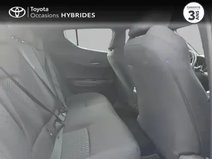 Photo 6 Toyota C-HR  1.8 Hybride 122ch Dynamic Ultimate E-CVT