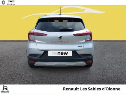 Photo 10 Renault Captur  1.6 E-Tech hybride 145ch Evolution