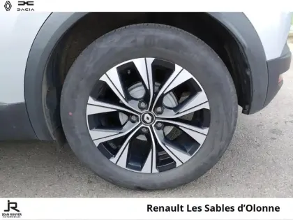 Photo 7 Renault Captur  1.6 E-Tech hybride 145ch Evolution