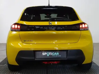 Photo 7 Peugeot 208  e- 136ch Style