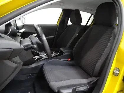 Photo 10 Peugeot 208  e- 136ch Style