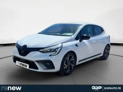 Photo Renault Clio E-tech Engineered