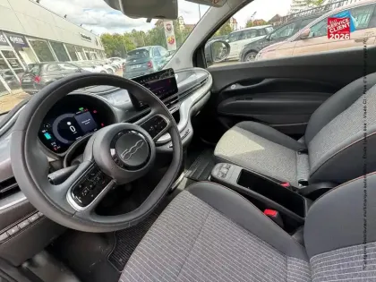 Photo 14 Fiat 500  e 118ch Icône