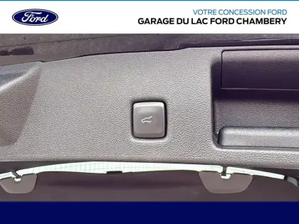 Photo 12 Ford Kuga  2.5 Duratec 190ch FHEV E85 Vignale BVA
