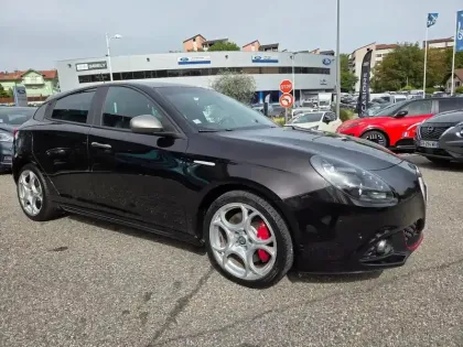 Photo 14 Alfa Romeo Giulietta  1.4 TB MultiAir 170ch Lusso Stop&Start TCT