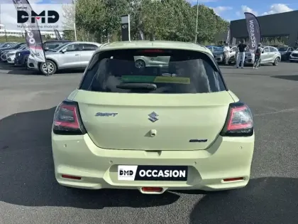 Photo 10 Suzuki Swift  1.2 Hybrid 83ch Pack