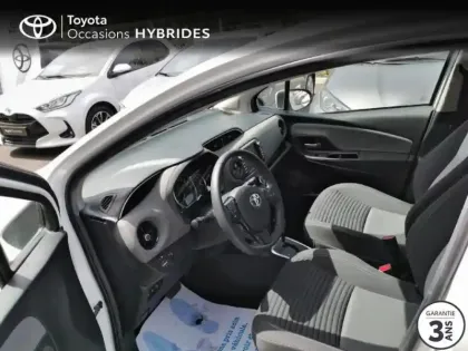Photo 14 Toyota Yaris  100h France Business 5p MY19