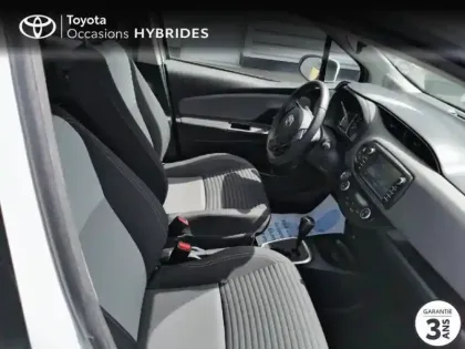 Photo 8 Toyota Yaris  100h France Business 5p MY19