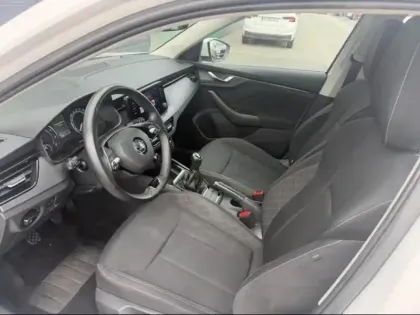 Photo 21 Skoda Kamiq  1.0 TSI 95ch Ambition