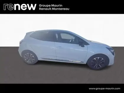 Photo 7 Renault Clio  1.6 E-Tech 145ch full hybrid Techno