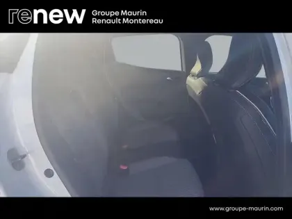 Photo 15 Renault Clio  1.6 E-Tech 145ch full hybrid Techno