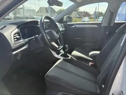 Photo 8 Volkswagen T-roc  1.0 TSI 110ch Life